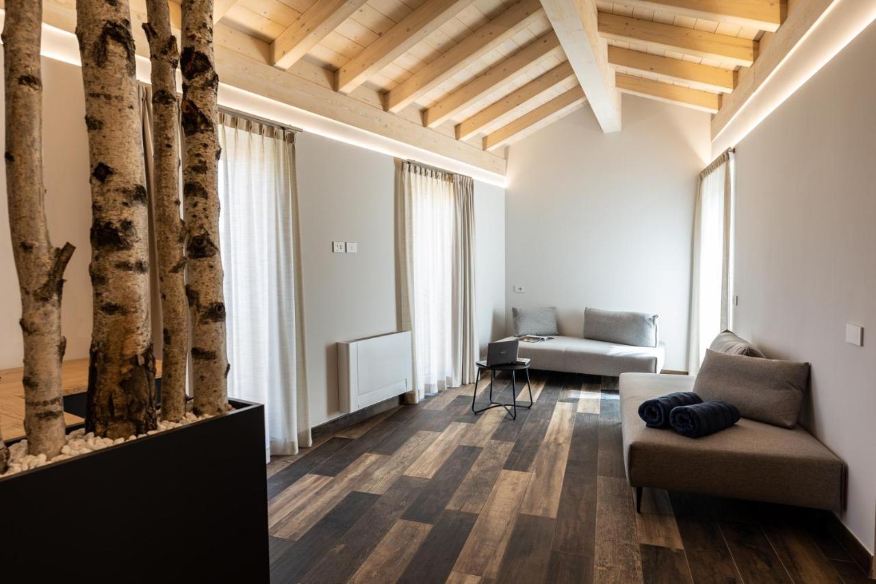 Agriturismo Il Medeghino Musso Luaran gambar