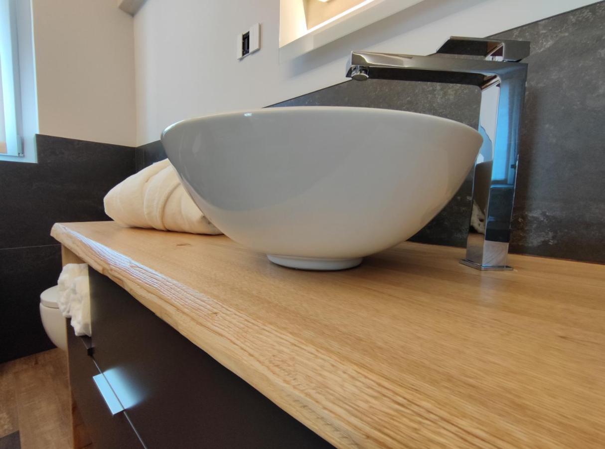 Agriturismo Il Medeghino Musso Luaran gambar