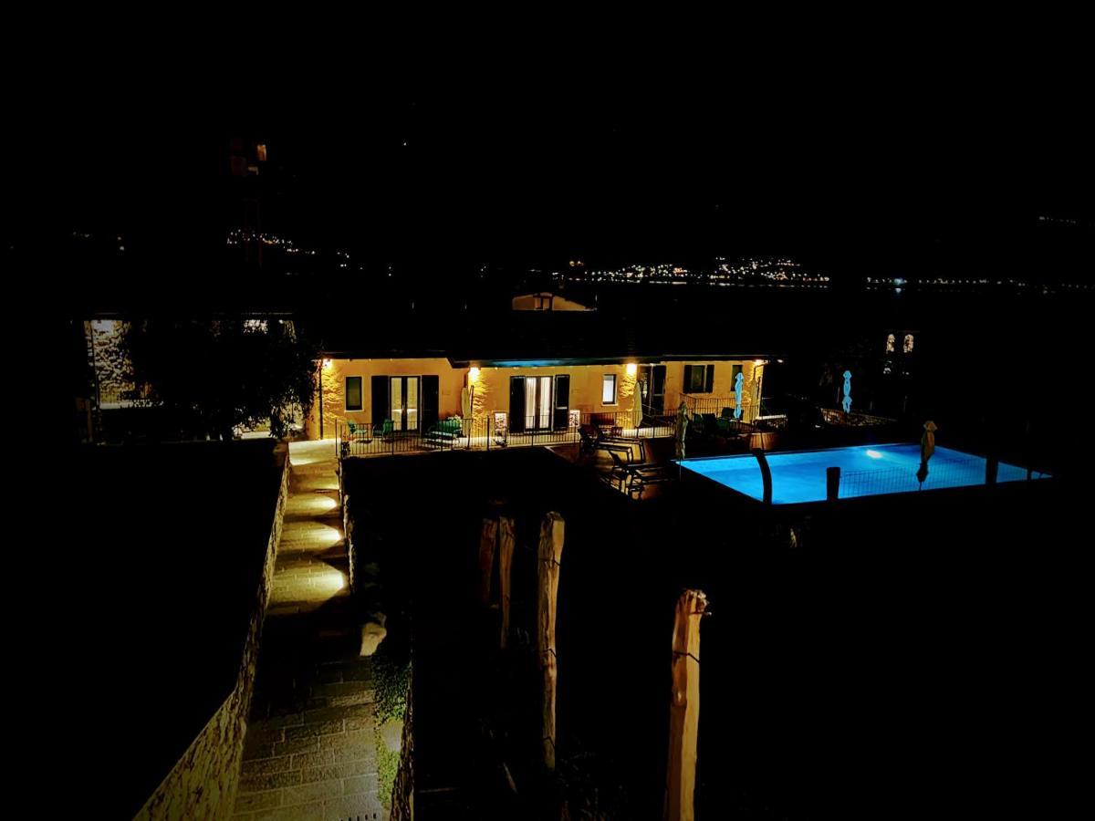 Agriturismo Il Medeghino Musso Luaran gambar